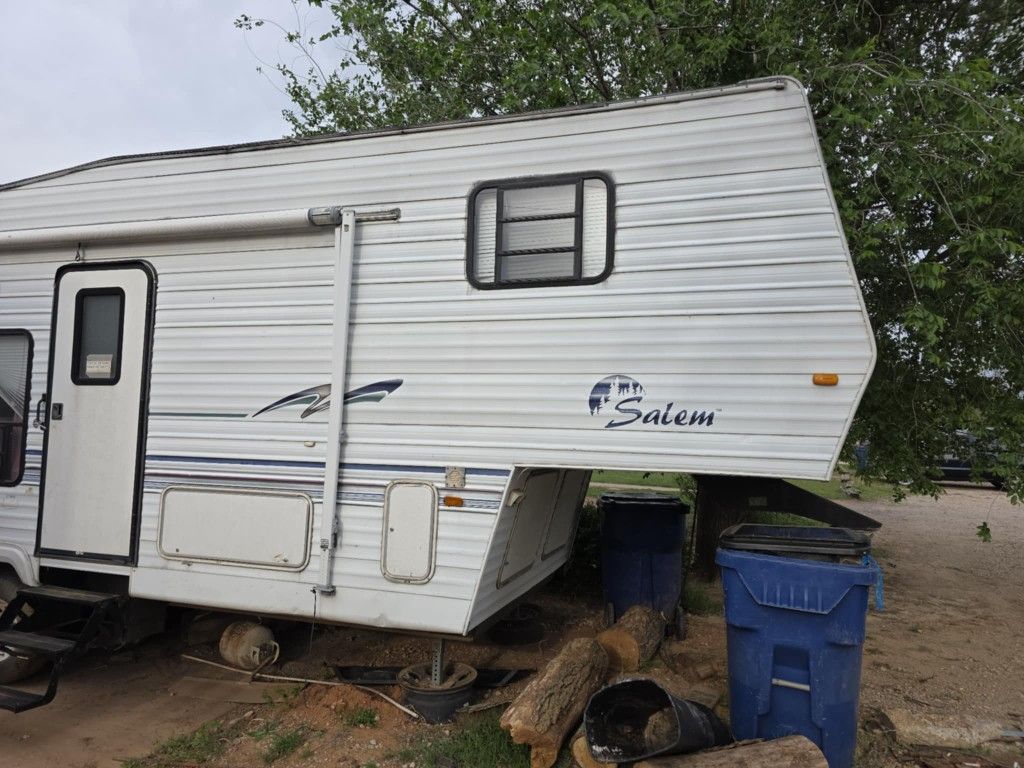 Camper
