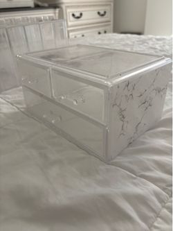 Acrylic and white marble design makeup organizer