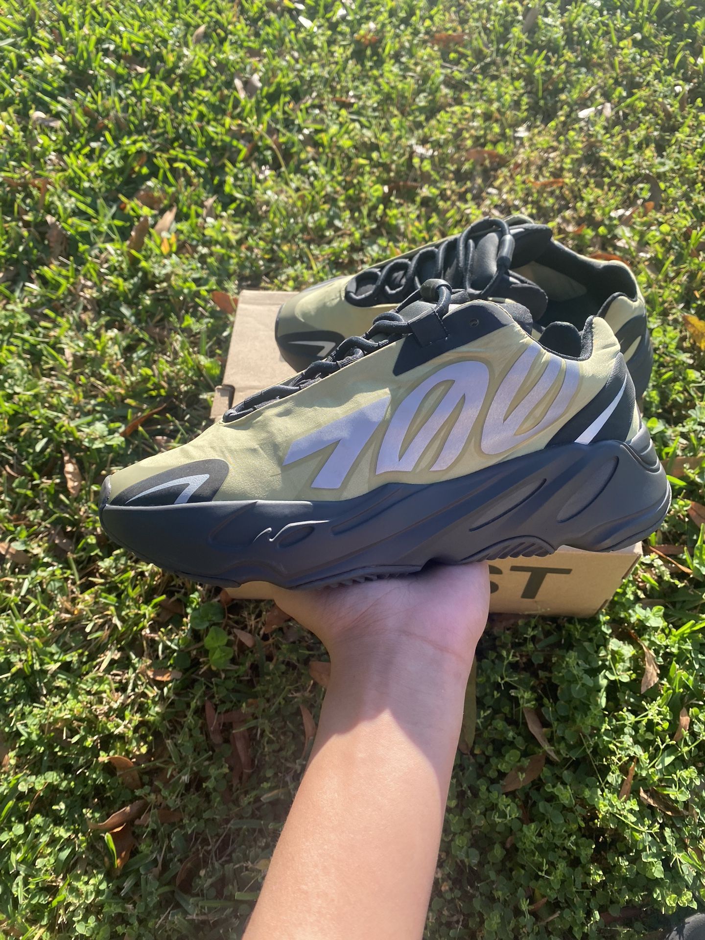 Yeezy Boost 700 Mnvn Bone Yeezy 700 Mnvn Resin For Sale In Brandon 