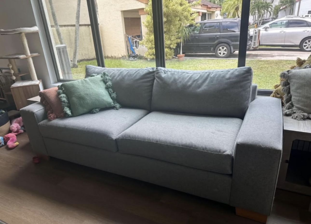 Free Couch