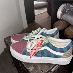 Multicolor Vans