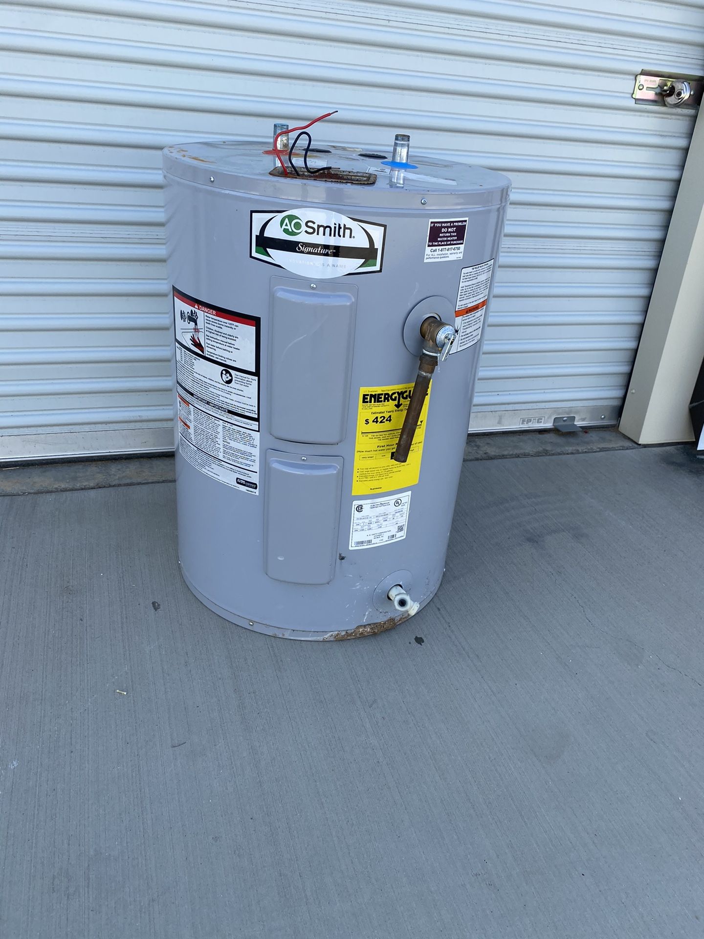 Electric 38 gallon Water Heater 