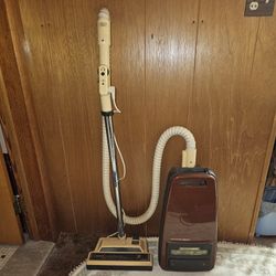 Working Hoover Electronic 1000 Canister Vacuum Model S3231 W/attachments & Bag - Vintage