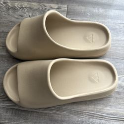 Yeezy Slides