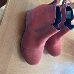 Sorel Slip On Boot - 38.5 