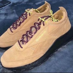 Men’s Reebok