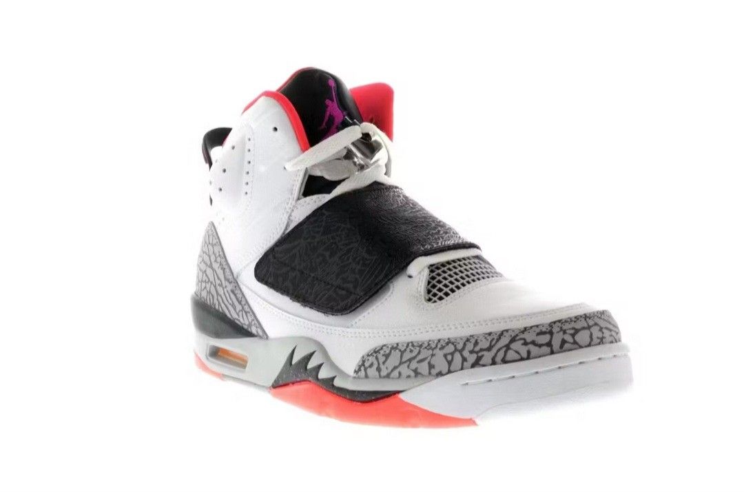 Jordan Son of Mars/Hot Lava /Size 6y