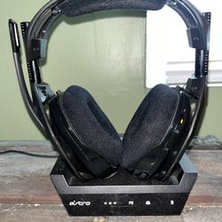 ASTRO Gaming A50 Wireless Headset + Base Station