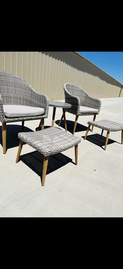Brand New 5pc Grey Wicker Patio Set 