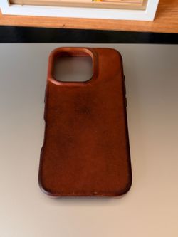 Bullstrap leather case iPhone 16 pro Sienna