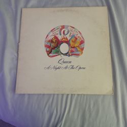 1975 Queen Vinyl