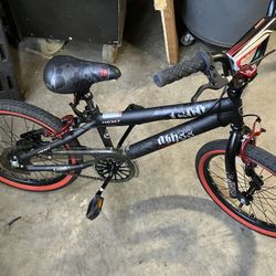 18" Kent Abyss  Kids Bike