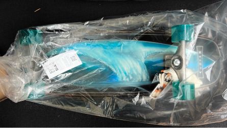 Brand New 32” Carver C7 skateboard