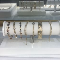 Bracelets And Gold Chains 14k Gold!