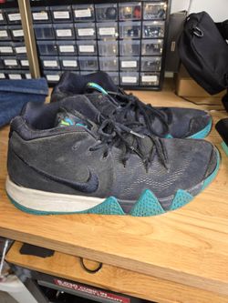 Nike mens Kyrie 4 basketball shoes, Dark Obsidian/Black,