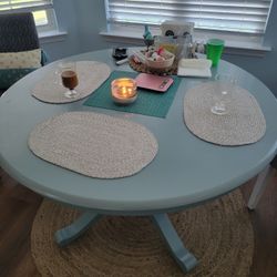 Kitchen Table Round Used