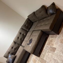 Brand New Living Room Set/ Sectional Sofa Couch With Ottoman