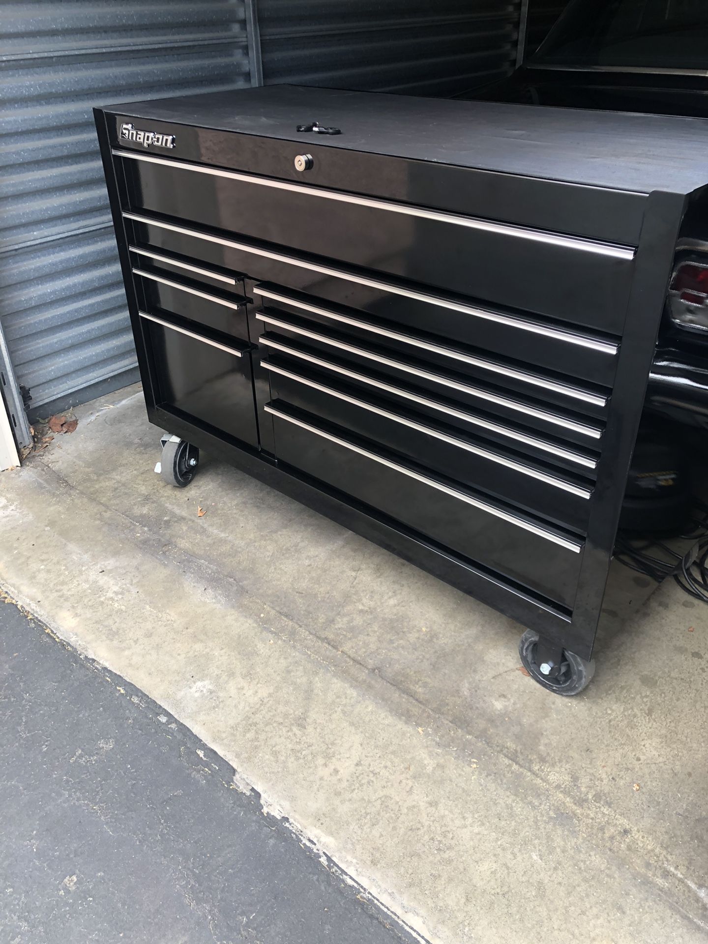 Snap on tool box KRA2422 gloss black for Sale in Santa Clarita, CA ...