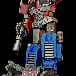 HOT TOYS TRANSFORMERS OPTIMUS PRIME STARSCREAM VERSION (SPECIAL EDITION)