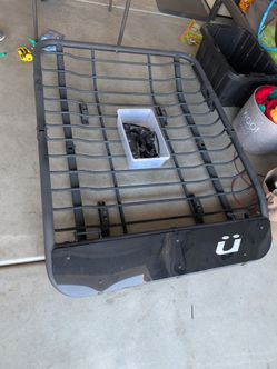 Kūat Roof rack