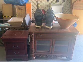 Dresser  drawer and tv stand and lamps