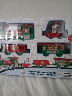 Snoopy holiday train set