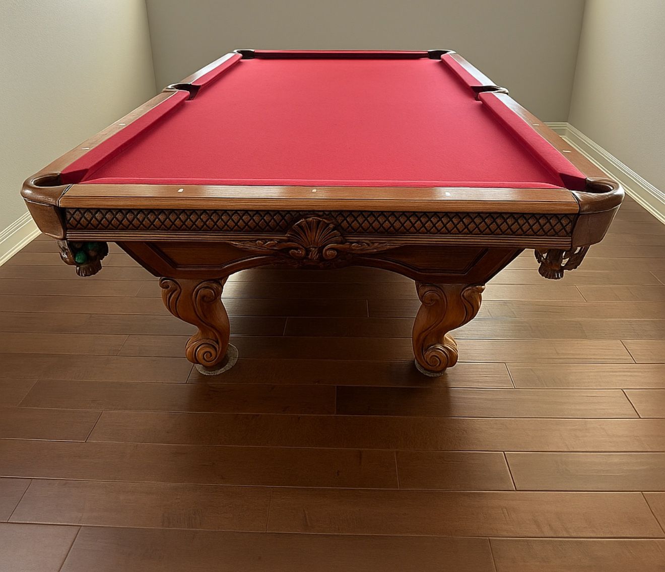 Beautiful Brown Pool Table 8’x4’ (Free Delivery & Pro Setup) New Felt Any Color + All Accessories 