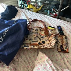Dooney And Bourke Disney Purse And Wallet With Dust Cover 