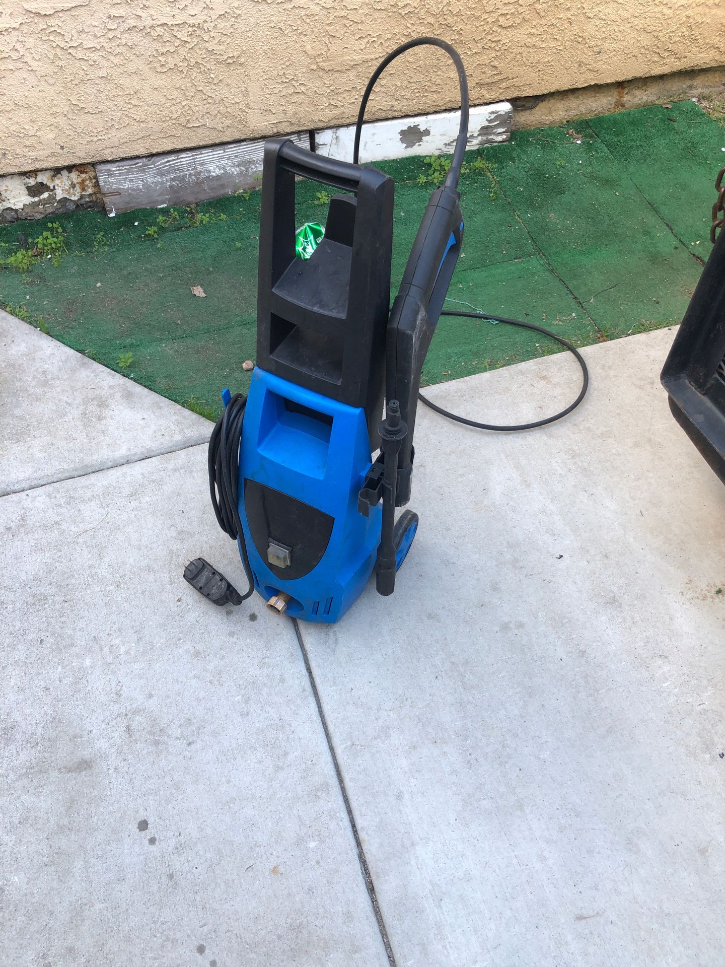 Pressure washer