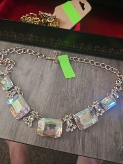 BLING NECKLACE!