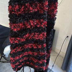 🧣🔥 Super Soft Red & Black Winter Scarf – 78” Long 🔥🧣