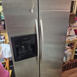 KitchenAid Refrigerator Has To Be Gone Today