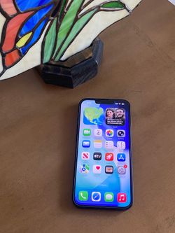 iPhone 13 ( Unlocked) 128gb Black color