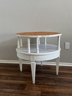 Mid Century 1970s Mersman 2-Tier Round Side End Accent Table Vintage