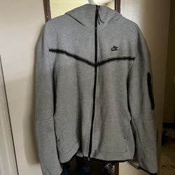 Nike Tech Fleece 