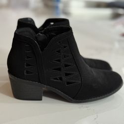 Kids Dress Boots Size 2