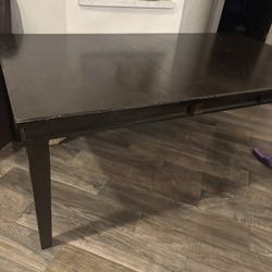 Donning Table With Chairs 