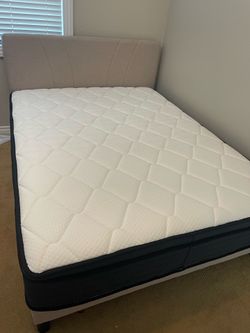 Queen bed with mattress