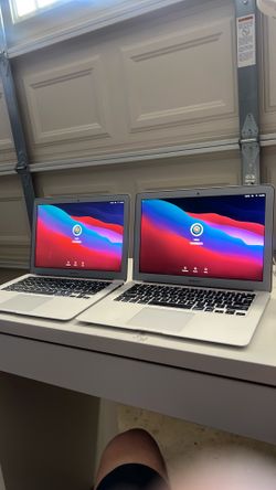 Beautiful 13.3” MacBook Air portable computer MacOS 11.7.11