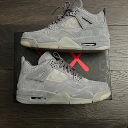 Kaws AIR Jordan 4  Size 11 