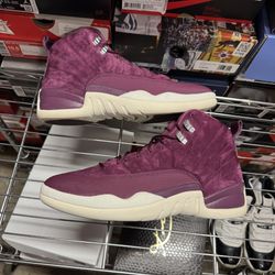 Jordan 12 Bordeaux Size 12