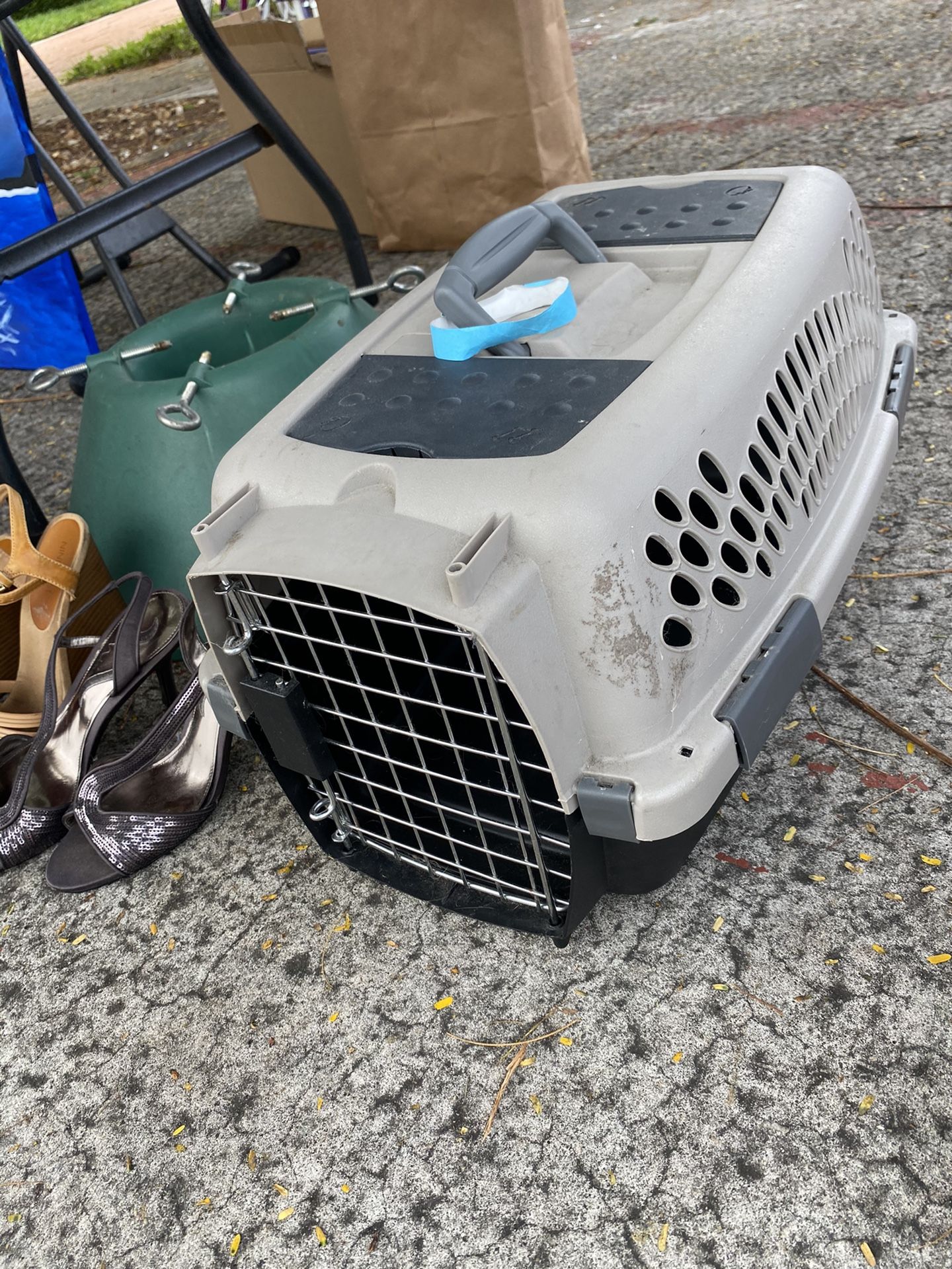 Pet plastic Carrier