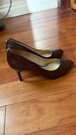 MK high heel size 7