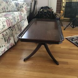 Traditional Cocktail Table