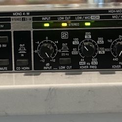 Behringer Cx3400 Crossover 