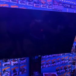 TCL 43inch TV (Used 10 times)