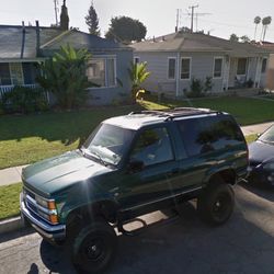 2 Door tahoe 2wd 1996