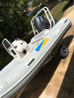 Inflatable boat