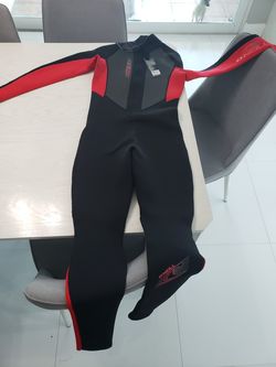 Wetsuit ! New never used!!