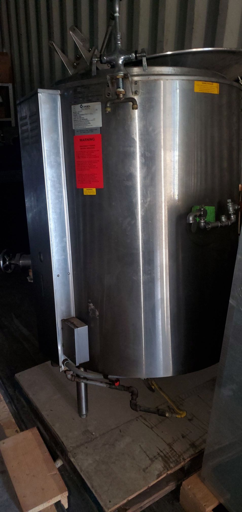 100 gal self sustained stainless pot